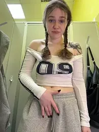 RussianWoman webcam stripchat model stream image