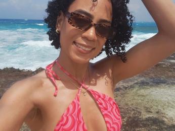 SophiaBond webcam livejasmin model stream image