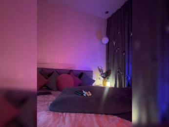 Vilgelmina webcam model stream image