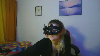 LoveLola26 webcam model stream image