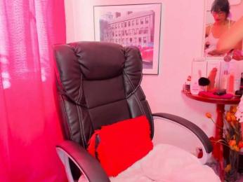 Aries-Mature webcam model stream image