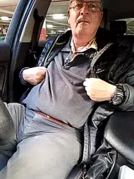 stiffandlubed@xh webcam model stream image