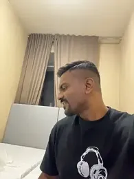 bhagihero webcam stripchat model stream image