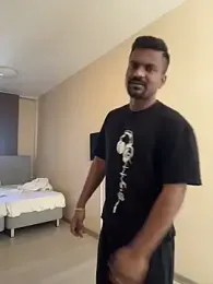 bhagihero webcam stripchat model stream image