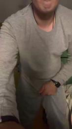 Grey2001_ webcam model stream image
