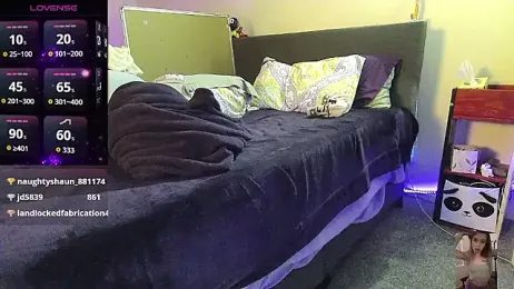 Blondiewithanass webcam stripchat model stream image