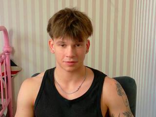 Knox Savage webcam model stream image