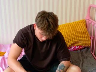 Knox Savage webcam model stream image