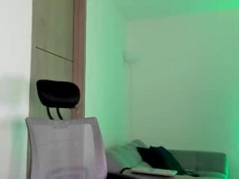 _jamesleandros webcam model stream image