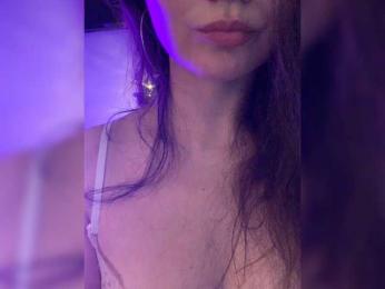 FeeBee webcam model stream image