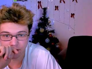 lucas-long webcam model stream image