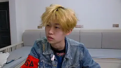 Chili-001 webcam stripchat model stream image