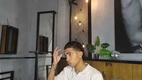 AlanCutee webcam model stream image