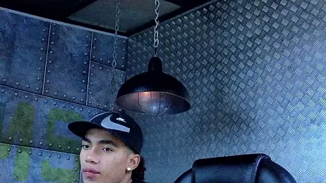 AlanCutee webcam model stream image