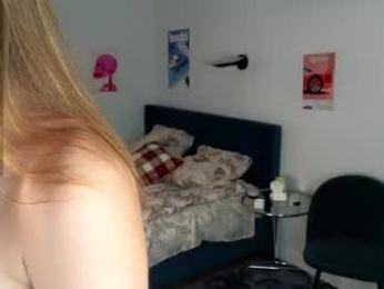 smoothnesss webcam model stream image