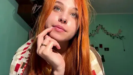 LolaBun webcam model stream image