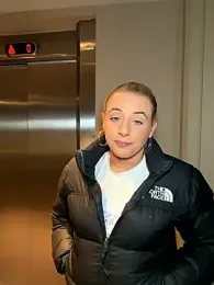 Strongqueen webcam model stream image