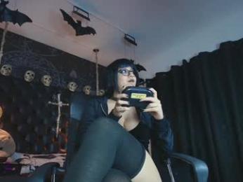 alexhoe_ webcam model stream image