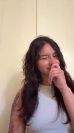 ImJustAGirl_ webcam model stream image