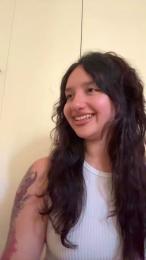 ImJustAGirl_ webcam model stream image