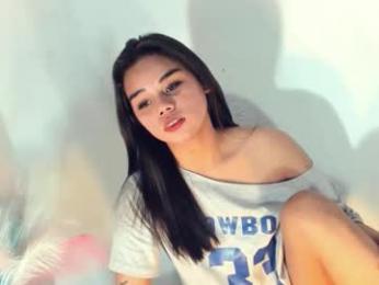 urasian_france69 webcam model stream image