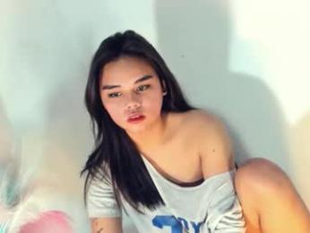 urasian_france69 webcam model stream image