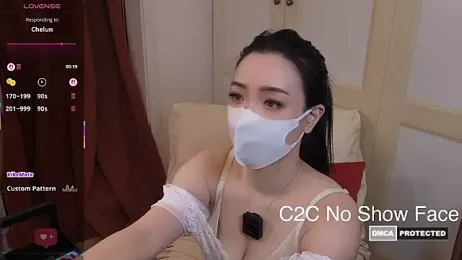 nayomi_34f webcam stripchat model stream image