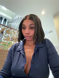 ___Nessa webcam model stream image