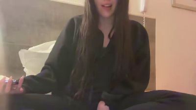 Lylyonly webcam model stream image