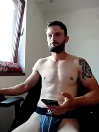 ParevePay webcam model stream image