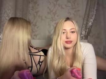 hanky_moon webcam model stream image