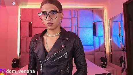 Dom_venena webcam model stream image