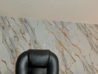 katienolan webcam model stream image