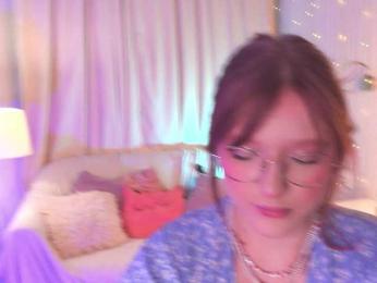 CrazyWine webcam model stream image