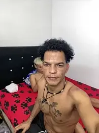 MaxyRyan webcam model stream image