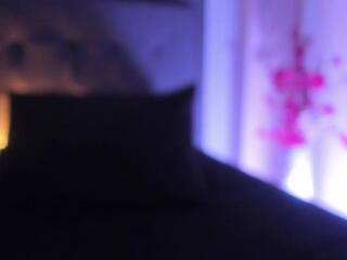 Lucca Mallard webcam model stream image