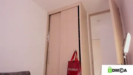 loreth_J webcam model stream image