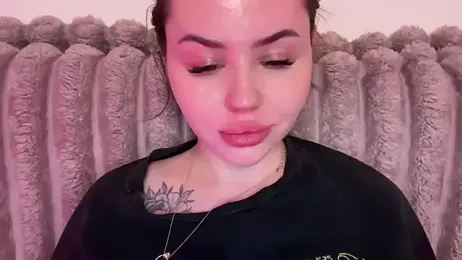 AlmaryKim webcam model stream image