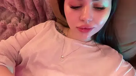 AlmaryKim webcam model stream image