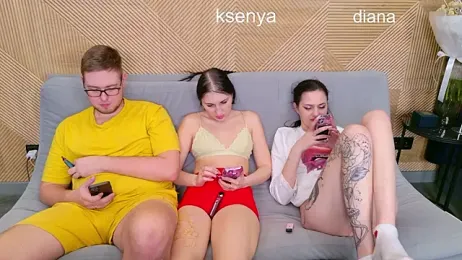 Ksenny webcam stripchat model stream image