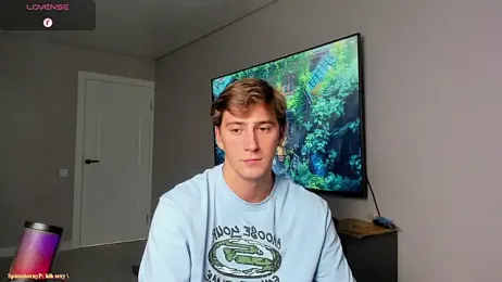 DaniHort webcam stripchat model stream image