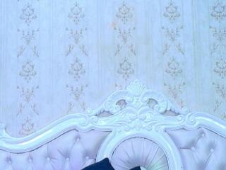 Tianah Glow webcam model stream image