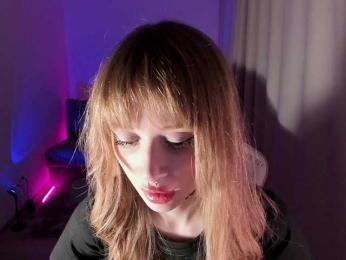 mnepohuyy webcam model stream image