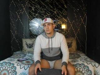 Massimo Vidal webcam model stream image