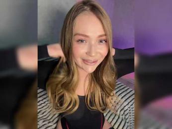 MILEDIUM webcam bongacams model stream image