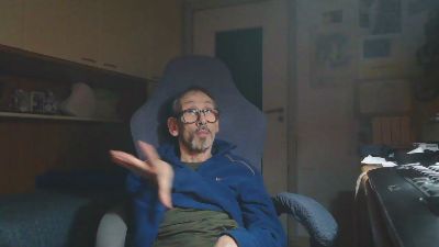 Neruda72 webcam model stream image