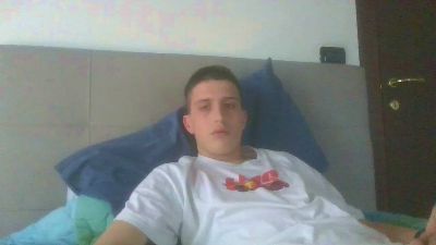 Lolloniccia webcam model stream image