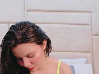 RubyyScarlett webcam model stream image