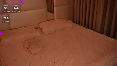 Lilly_Colins webcam model stream image