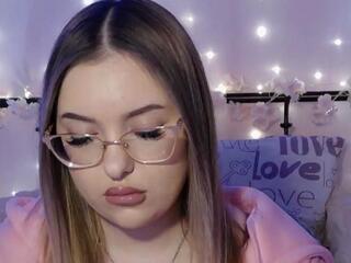 Lindsey Lu webcam model stream image